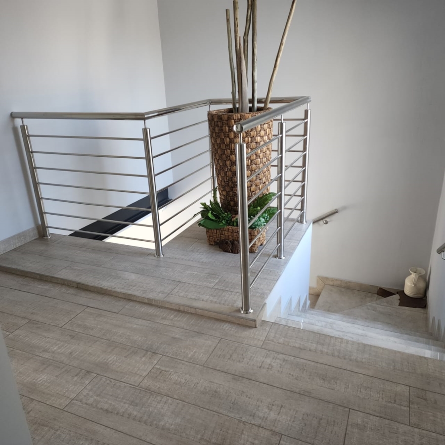 3 Bedroom Property for Sale in The Islands Estates North West